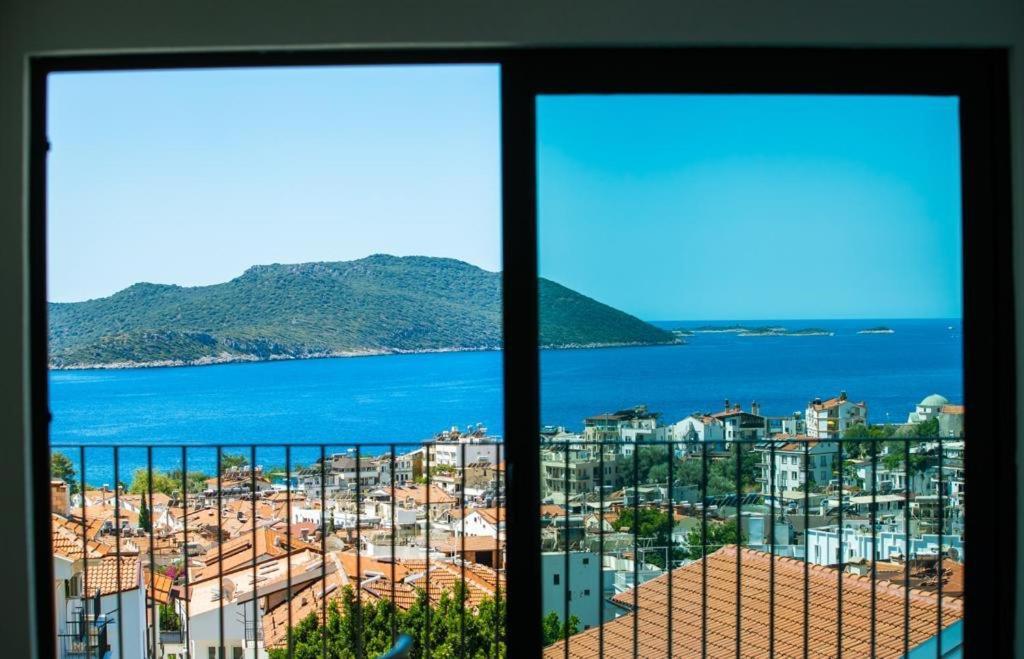 Carruba Boutique Hotel Kaş Ngoại thất bức ảnh