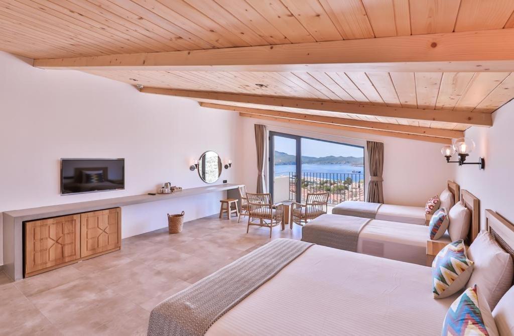 Carruba Boutique Hotel Kaş Ngoại thất bức ảnh