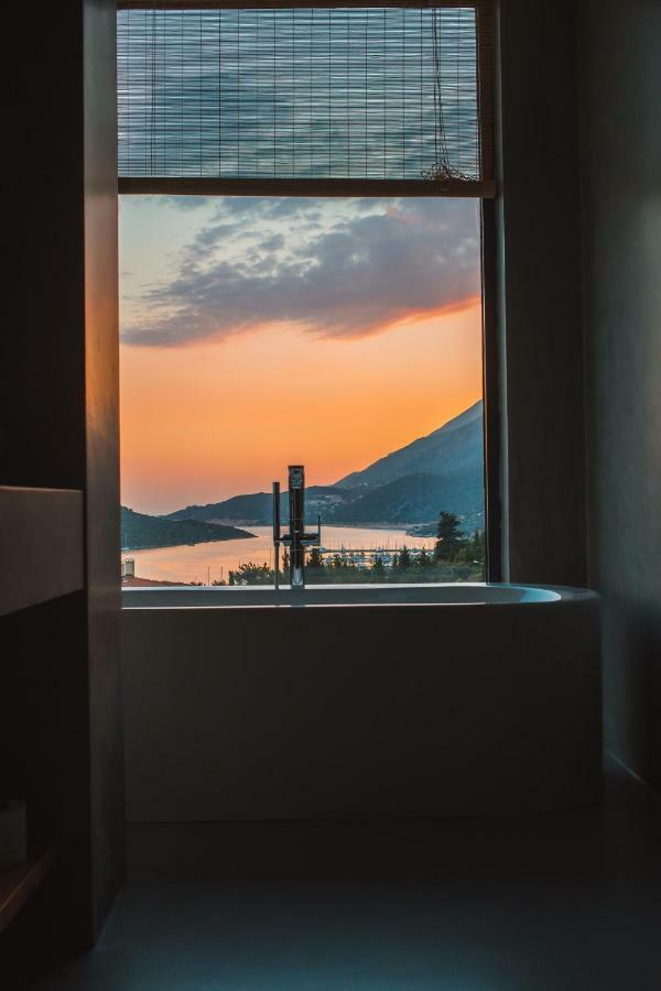 Carruba Boutique Hotel Kaş Ngoại thất bức ảnh